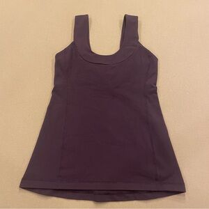 Women’s lululemon Tank Size 6